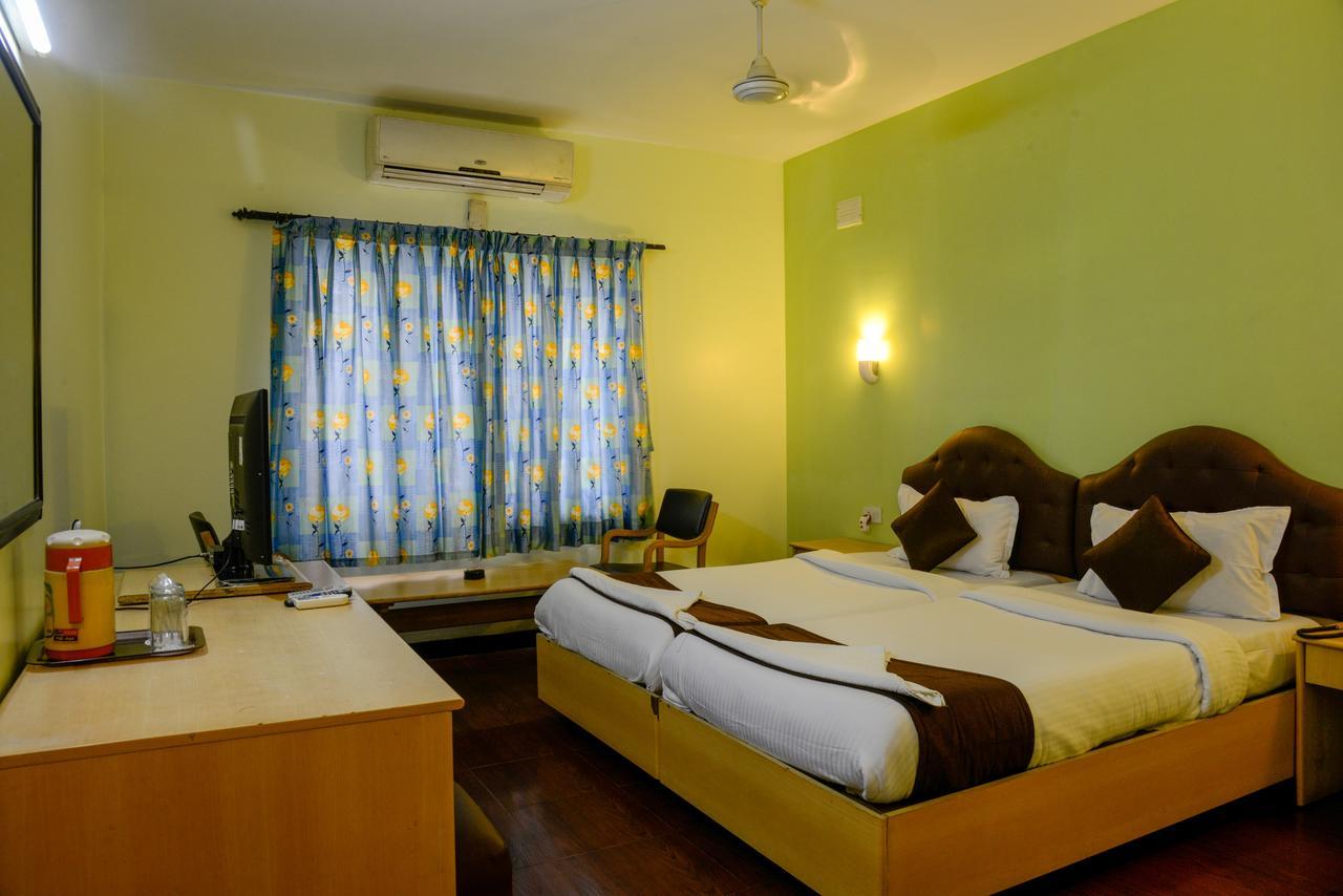 Oyo 14933 Rpr Residency Chennai Exterior photo