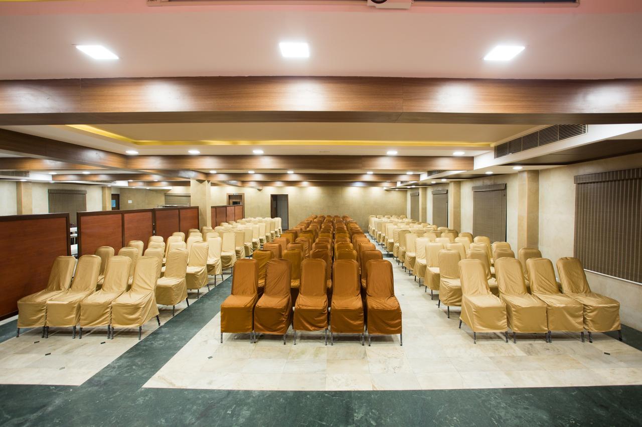 Oyo 14933 Rpr Residency Chennai Exterior photo