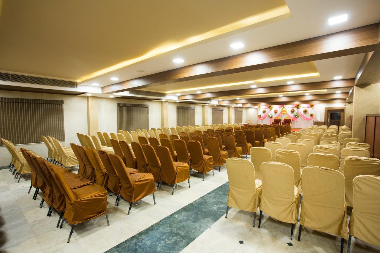 Oyo 14933 Rpr Residency Chennai Exterior photo