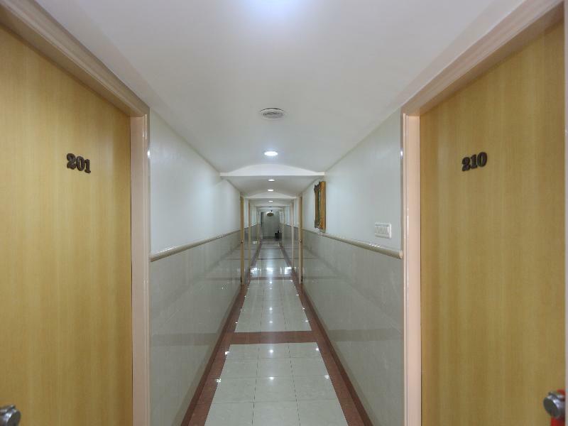 Oyo 14933 Rpr Residency Chennai Exterior photo