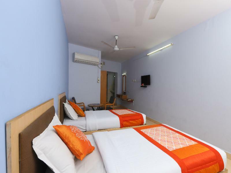 Oyo 14933 Rpr Residency Chennai Exterior photo