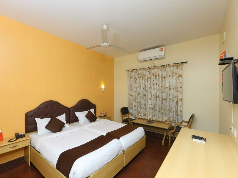Oyo 14933 Rpr Residency Chennai Exterior photo
